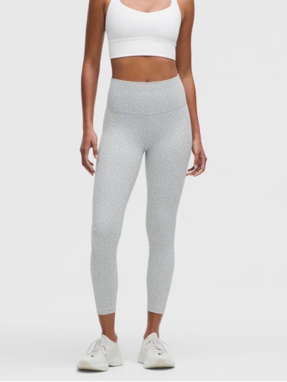 Lululemon Wunder Train High Waisted Tights in Leopard Daisy Starlight Print 23”